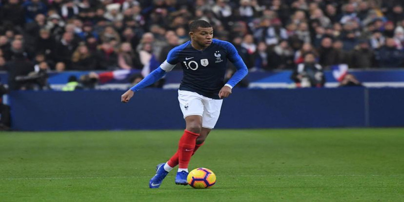 Độ chuyên nghiệp qua từng pha bóng của Mbappe