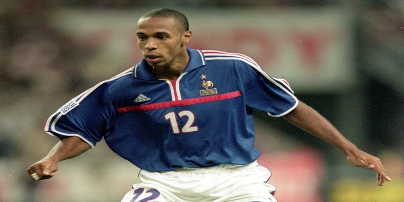 Henry là mắt xích quan trọng trong chức vô địch World Cup 1998 của Pháp